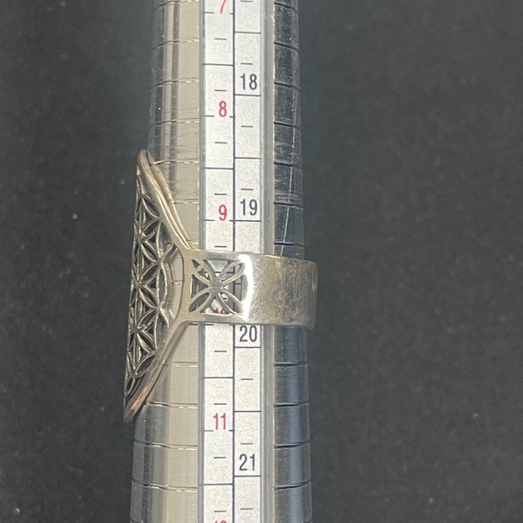 Sterling Silver "Flower of Life" Ring - Picture 4 of 4